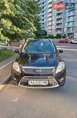 Внедорожник / Кроссовер Ford Kuga 2012 в Киеве