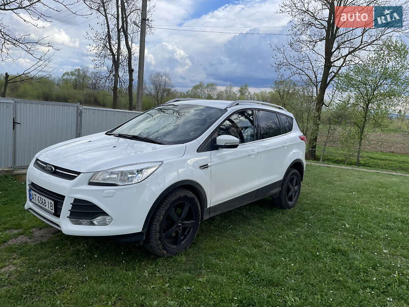 Позашляховик / Кросовер Ford Kuga 2014 в Коломиї