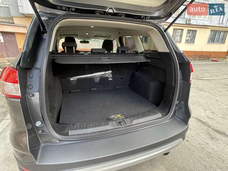 Позашляховик / Кросовер Ford Kuga 2013 в Дрогобичі