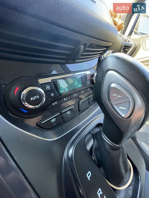 Внедорожник / Кроссовер Ford Kuga 2013 в Хмельницком фото 12 Внедорожник / Кроссовер Ford Kuga 2013 в Хмельницком