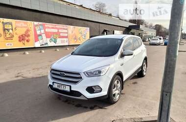 Внедорожник / Кроссовер Ford Kuga 2018 в Полтаве