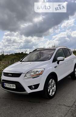 Внедорожник / Кроссовер Ford Kuga 2011 в Новояворовске