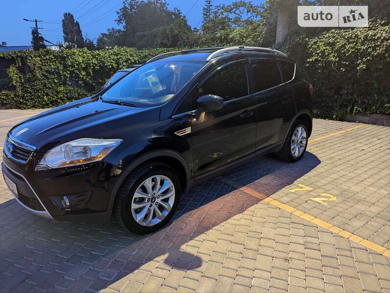 Внедорожник / Кроссовер Ford Kuga 2011 в Одессе