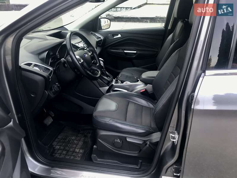 Внедорожник / Кроссовер Ford Kuga 2013 в Желтых Водах