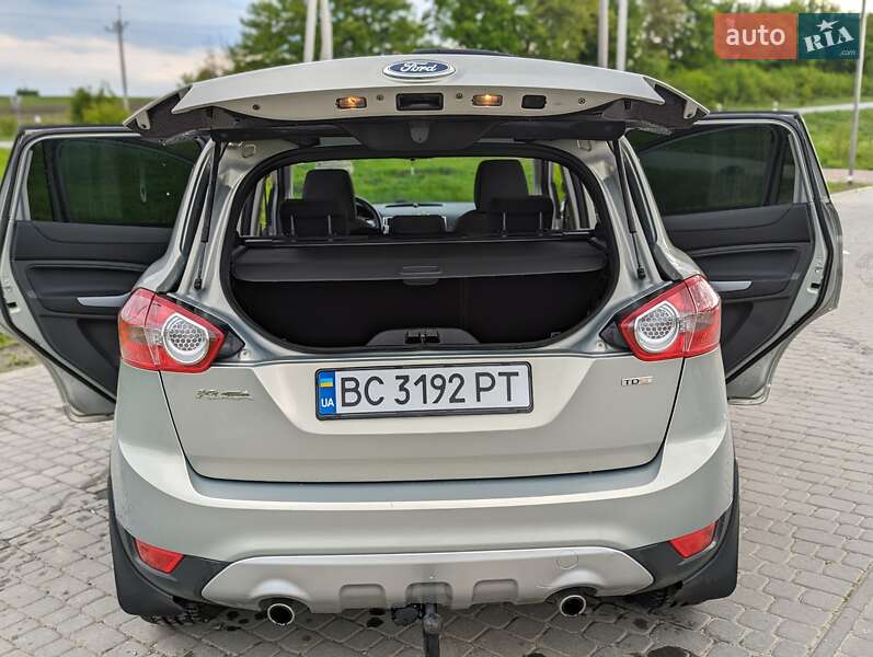 Позашляховик / Кросовер Ford Kuga 2010 в Львові
