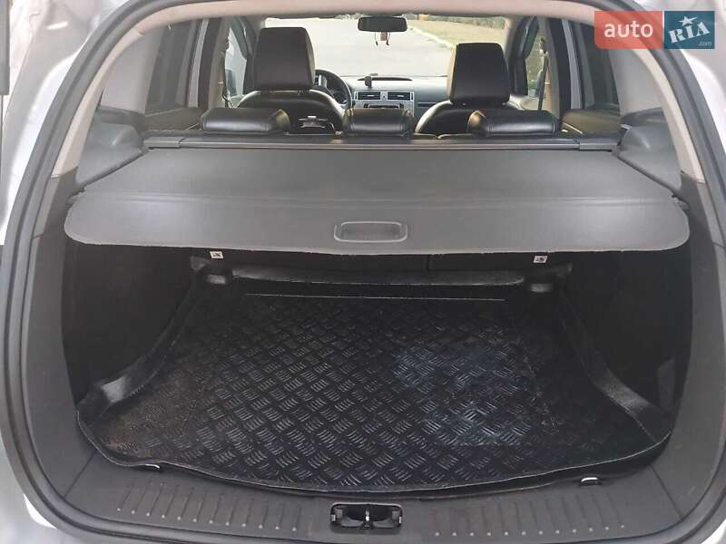Внедорожник / Кроссовер Ford Kuga 2011 в Буче
