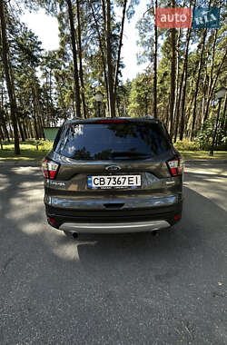 Внедорожник / Кроссовер Ford Kuga 2019 в 