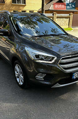 Внедорожник / Кроссовер Ford Kuga 2019 в 