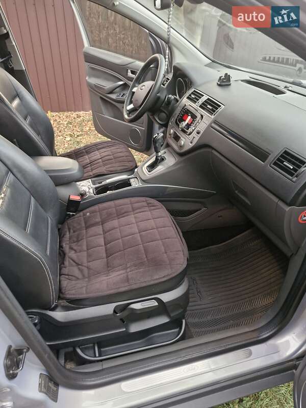 Внедорожник / Кроссовер Ford Kuga 2012 в Ивано-Франковске