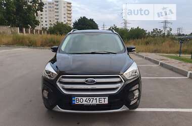 Позашляховик / Кросовер Ford Kuga 2019 в Тернополі