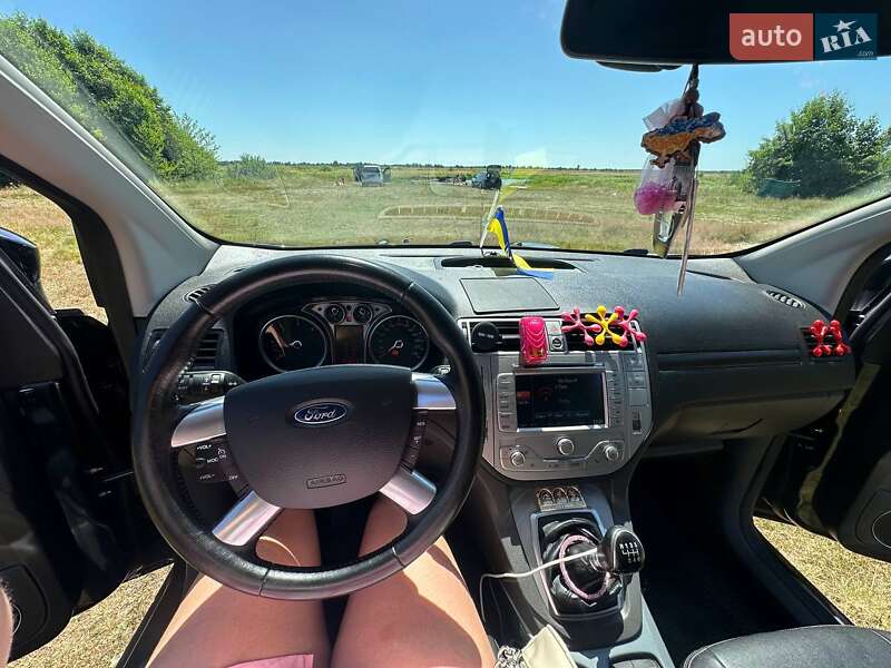 Внедорожник / Кроссовер Ford Kuga 2011 в Любешове