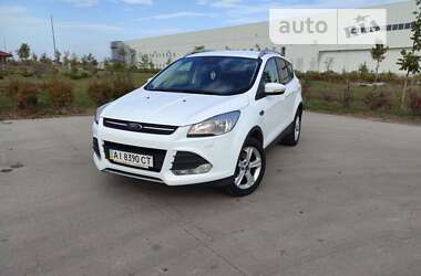 Внедорожник / Кроссовер Ford Kuga 2016 в Коростене