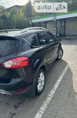 Внедорожник / Кроссовер Ford Kuga 2012 в Харькове