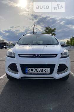 Позашляховик / Кросовер Ford Kuga 2013 в Києві