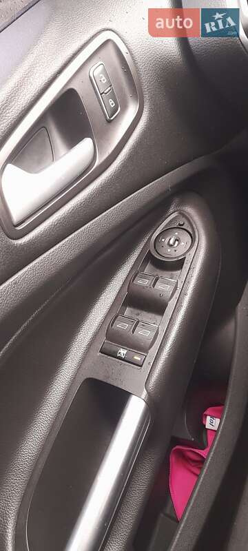 Внедорожник / Кроссовер Ford Kuga 2013 в Виннице фото 22 Внедорожник / Кроссовер Ford Kuga 2013 в Виннице