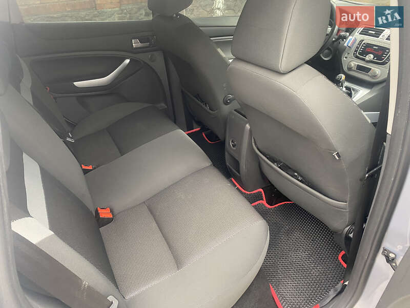 Внедорожник / Кроссовер Ford Kuga 2012 в Александрие