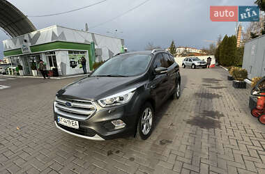 Позашляховик / Кросовер Ford Kuga 2019 в  Позашляховик / Кросовер Ford Kuga 2019 в