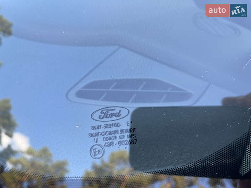 Внедорожник / Кроссовер Ford Kuga 2012 в Чернигове