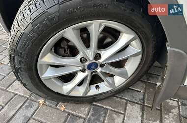 Внедорожник / Кроссовер Ford Kuga 2012 в Днепре