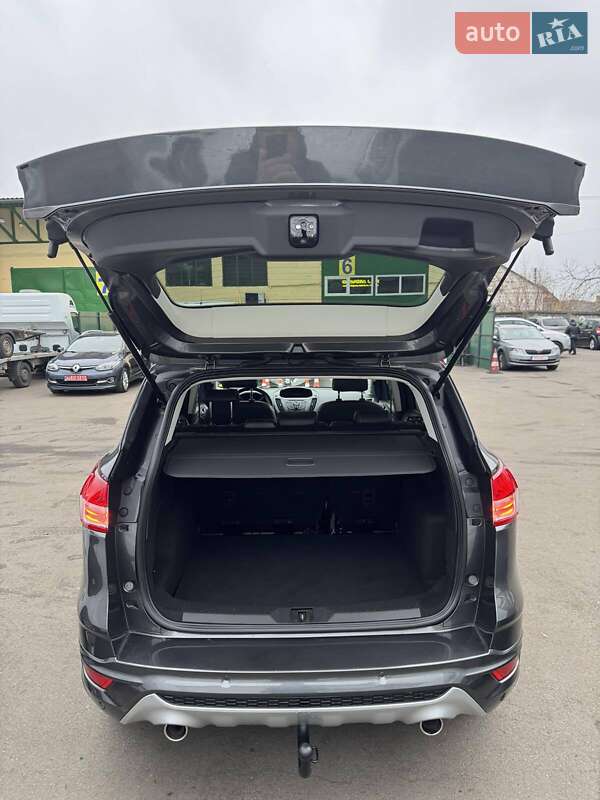 Внедорожник / Кроссовер Ford Kuga 2015 в Луцке
