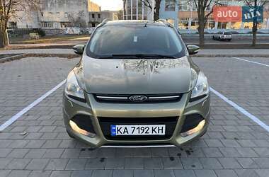 Внедорожник / Кроссовер Ford Kuga 2015 в Черкассах