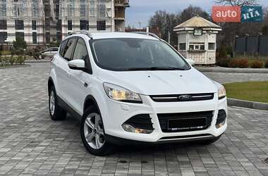 Позашляховик / Кросовер Ford Kuga 2016 в Мукачевому