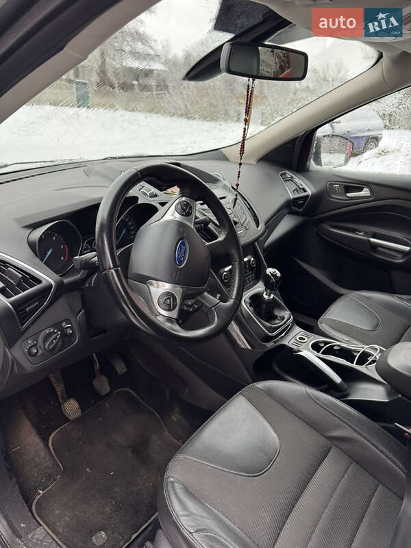 Внедорожник / Кроссовер Ford Kuga 2013 в Калуше