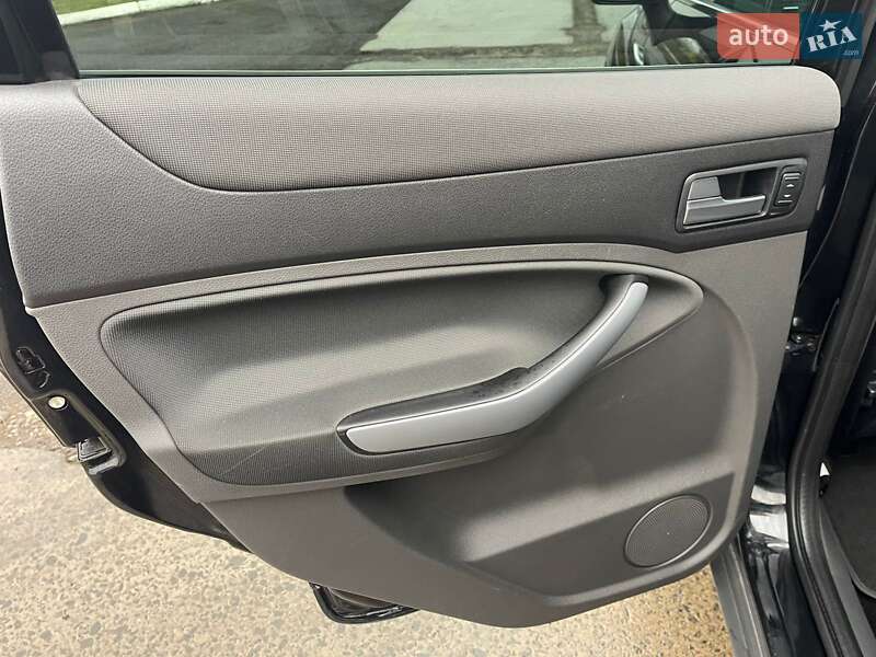 Внедорожник / Кроссовер Ford Kuga 2011 в Ужгороде фото 28 Внедорожник / Кроссовер Ford Kuga 2011 в Ужгороде