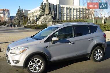 Внедорожник / Кроссовер Ford Kuga 2011 в 