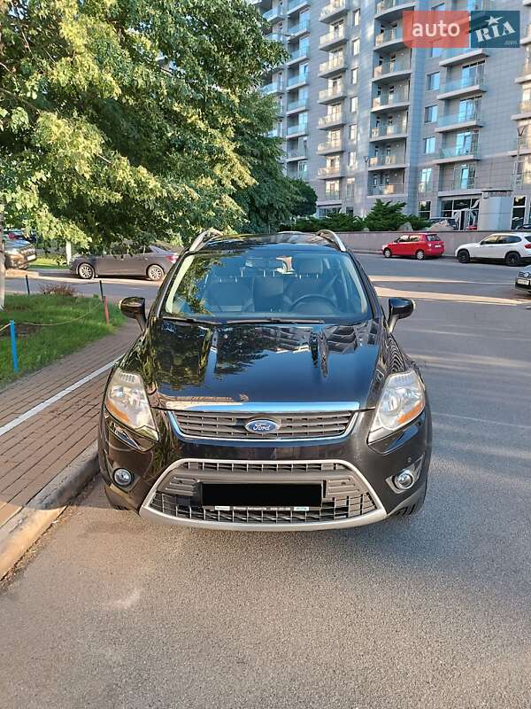 Внедорожник / Кроссовер Ford Kuga 2012 в Киеве
