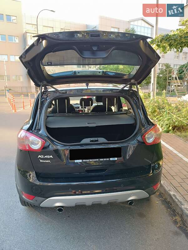 Внедорожник / Кроссовер Ford Kuga 2012 в Киеве
