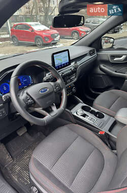 Позашляховик / Кросовер Ford Kuga 2021 в Києві