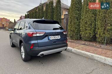 Внедорожник / Кроссовер Ford Kuga 2021 в Киеве