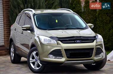 Позашляховик / Кросовер Ford Kuga 2014 в Дніпрі