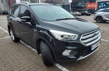 Внедорожник / Кроссовер Ford Kuga 2018 в Киеве