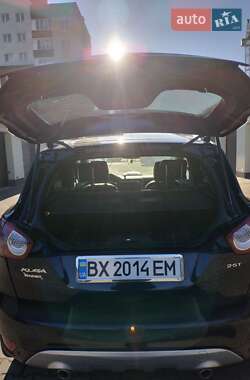Внедорожник / Кроссовер Ford Kuga 2010 в 