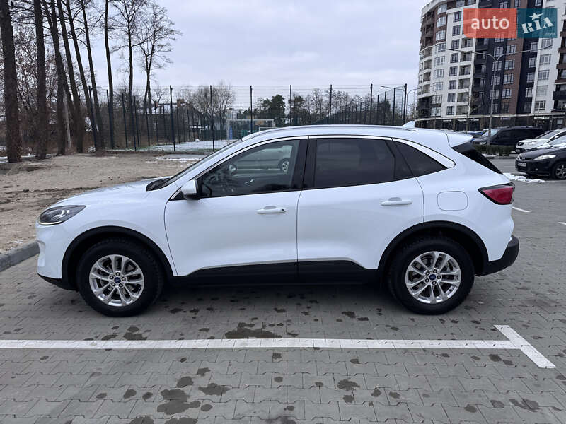 Ford Kuga 2021
