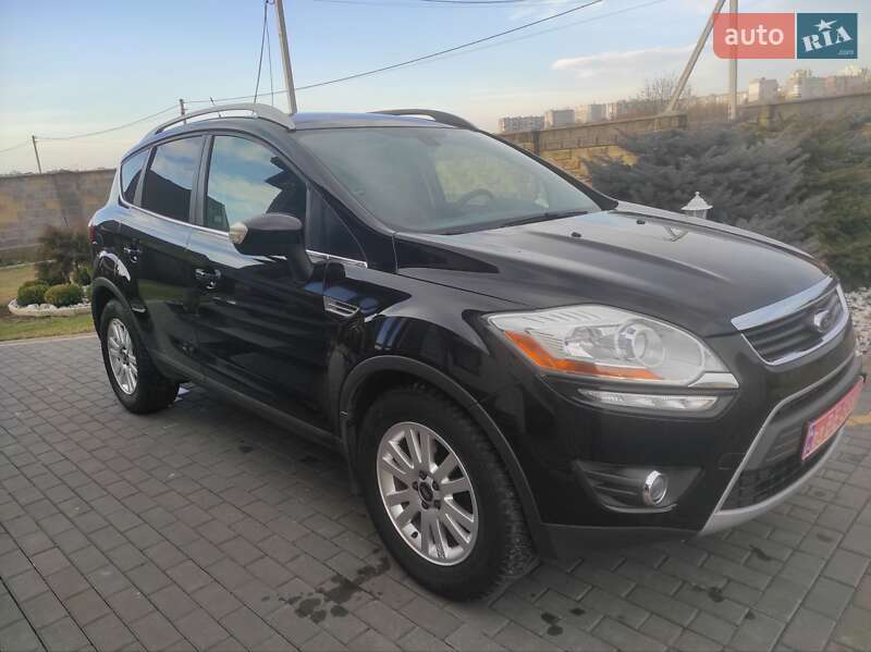 Внедорожник / Кроссовер Ford Kuga 2012 в Луцке