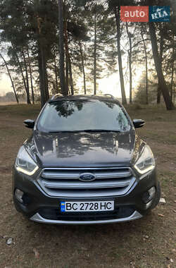 Позашляховик / Кросовер Ford Kuga 2017 в Львові