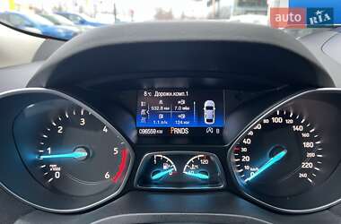 Внедорожник / Кроссовер Ford Kuga 2019 в 