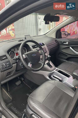 Внедорожник / Кроссовер Ford Kuga 2011 в 