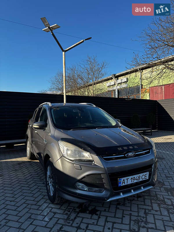 Внедорожник / Кроссовер Ford Kuga 2013 в Ивано-Франковске