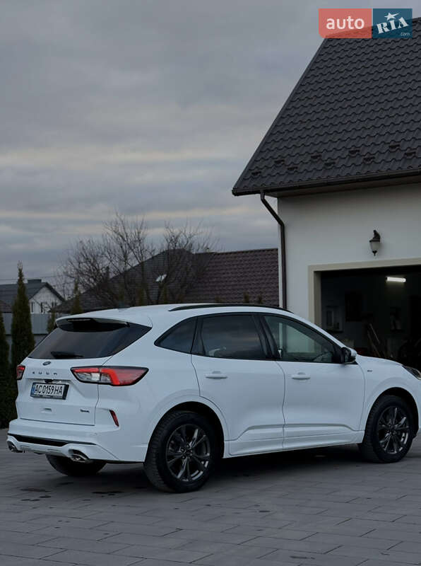 Внедорожник / Кроссовер Ford Kuga 2021 в Ковеле
