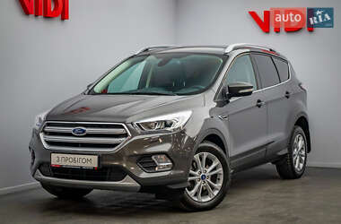 Позашляховик / Кросовер Ford Kuga 2019 в Києві