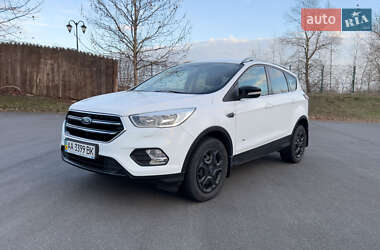 Внедорожник / Кроссовер Ford Kuga 2017 в Киеве