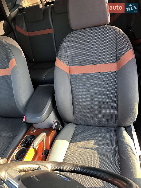 Внедорожник / Кроссовер Ford Kuga 2008 в Яворове
