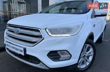 Позашляховик / Кросовер Ford Kuga 2019 в Києві