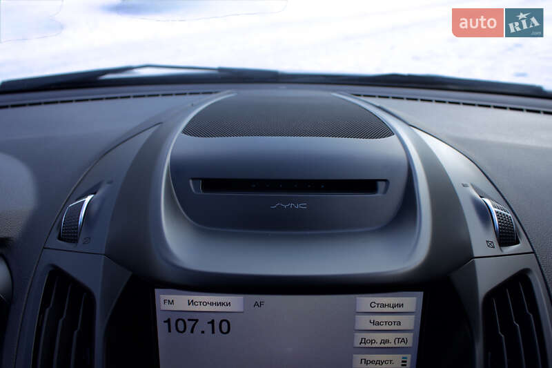 Внедорожник / Кроссовер Ford Kuga 2019 в Черкассах