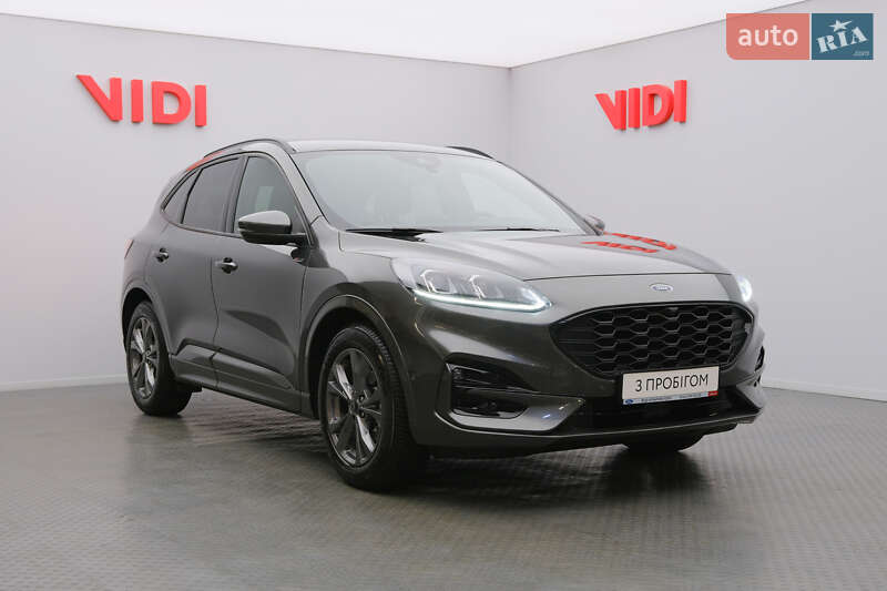 Ford Kuga 2023