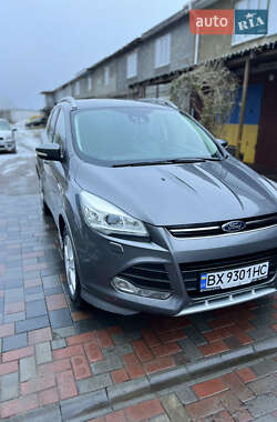 Внедорожник / Кроссовер Ford Kuga 2013 в 
